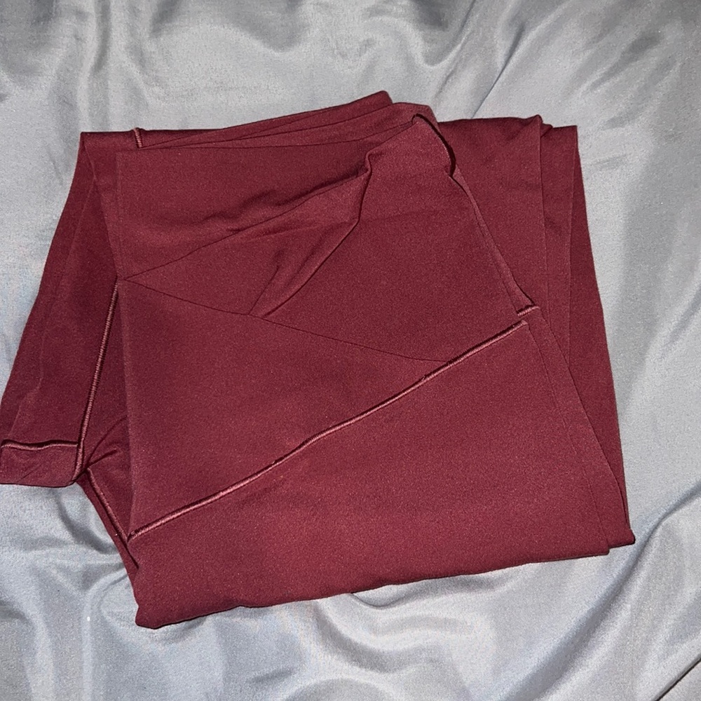 Aerie light maroon color crossover leggings